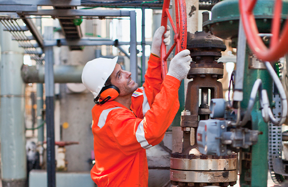 Rely on control solutions that ensure the FCC unit is operating safely and is optimally controlled.