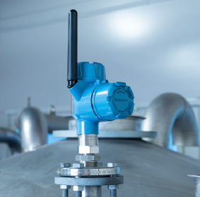 The Rosemount™ 3408 Wireless Level Transmitter